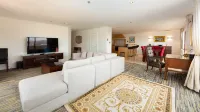 Fino Hotel & Suites - Pet friendly