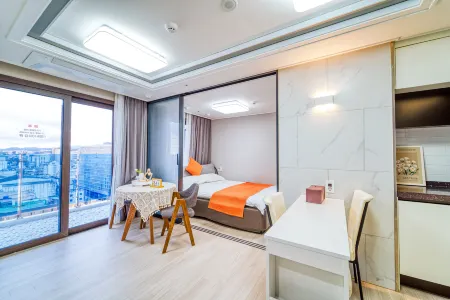 Hillestate Jeju Отели рядом с достопримечательностью «Драконный головный рок»