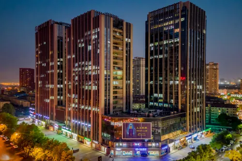 Hefei Yipin Hotel (Greenland Bohai Zhugang Subway Station)