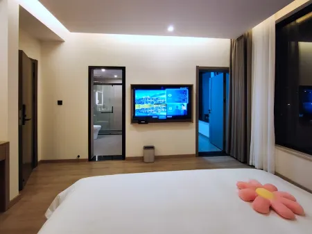 Nuo Dengyunshu Inn Отели в г. Юньлун