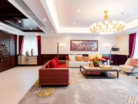 Jiarong Grand Hotel Hotels in Barkam