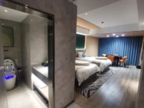 Pullman Grand Hotel (Anlu Dongda Times Square) Hotels in Anlu