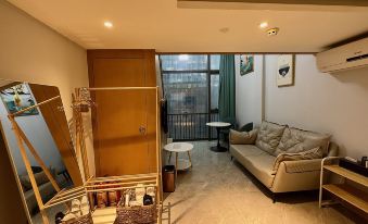 Weixiangwu  Apartment (Hanxi Changlong Wanbo Tianhe City store)