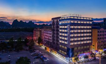 Mehood Hotel (Guilin North Railway Station High-speed Railway Plaza)