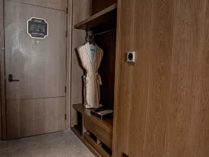 톈뉴 란하이쥔화 호텔