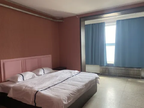 Fushan Hotel Hôtels à proximité de : Duofu Temple