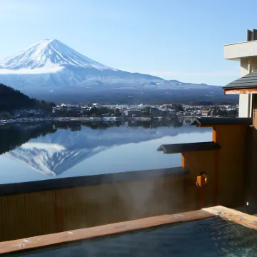 湖樂御宿富士吟景 八木崎公園附近的飯店