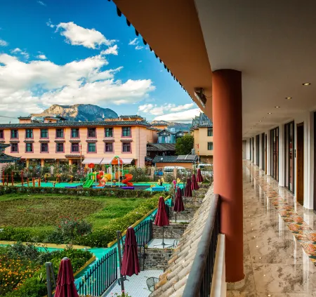 Purmei Lugu lake hotel