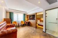 James Joyce Coffetel Hotel (Beijing Wukesong Subway Station 301 Jiefang Junzong Hospital) Hotel in zona University of Chinese Academy of Sciences (East to Yuquan Mansion)