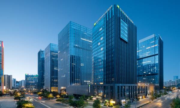 Wyndham Garden Hotel Guiyang (Guan Shan Lake City Convention and Exhibition Center)