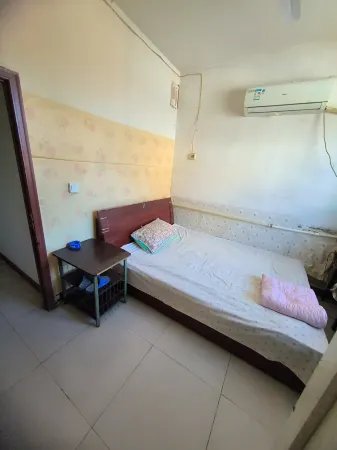 Jinliyuan Hotel Отели рядом с достопримечательностью «Renmin Square»