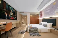 Yuezhi Hotel (Huazhou Beijing Road) - balcony