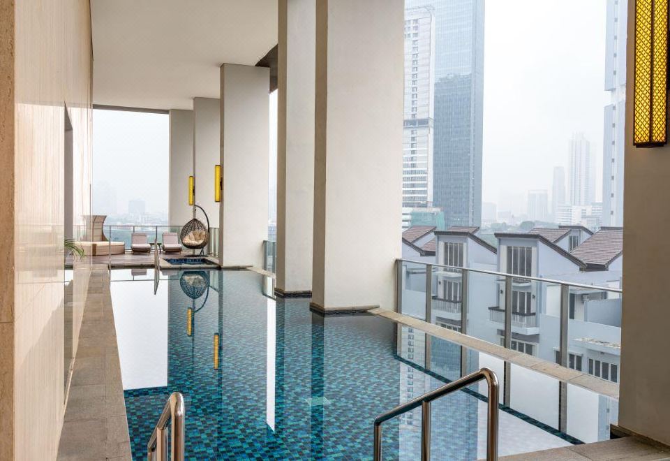 맹쿨루후르 레지던스의 세련된 주방 시설