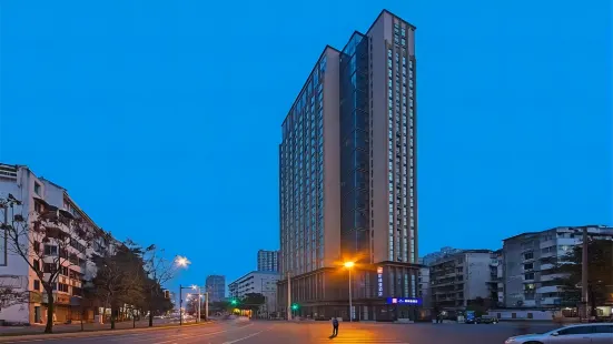 Huarong Business Hotel