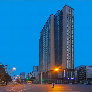 Huarong Business Hotel