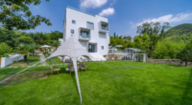 Mogan Xingye Star · Space-Themed Infinity Pool Garden Designer Boutique Stay