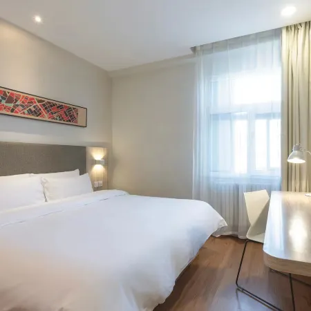 Bohai Lanting Hotel (Binzhou Xinyulou Department Store)