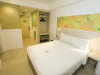 Go Hotels North Edsa Hotels near Caloocan