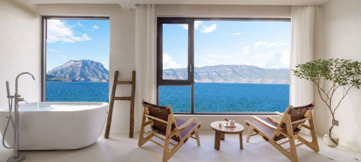 Chunshi · Amber | Amber Hotel Lakeside Resort Hotel (Lugu Lake Daluoshui Village) Hotels in Ninglang