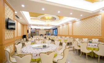 Vienna International Hotel (Shenzhen Qianhai Happy Bay Hotel) - Housity