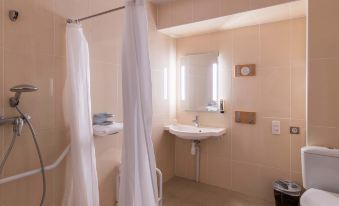 B&B Hôtel Troyes Saint-Parres-Aux-Tertres
