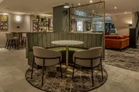 Hilton London Watford - bar