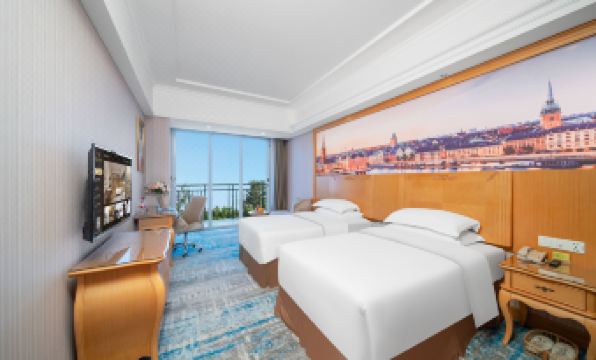 Vienna International Hotel (Shenzhen Dameisha Metro Station Store) - Housity