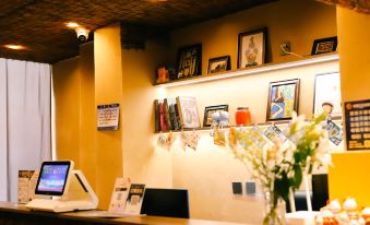 Nanwu Chushe · Xiaozhan (Xinhualian Square Branch)