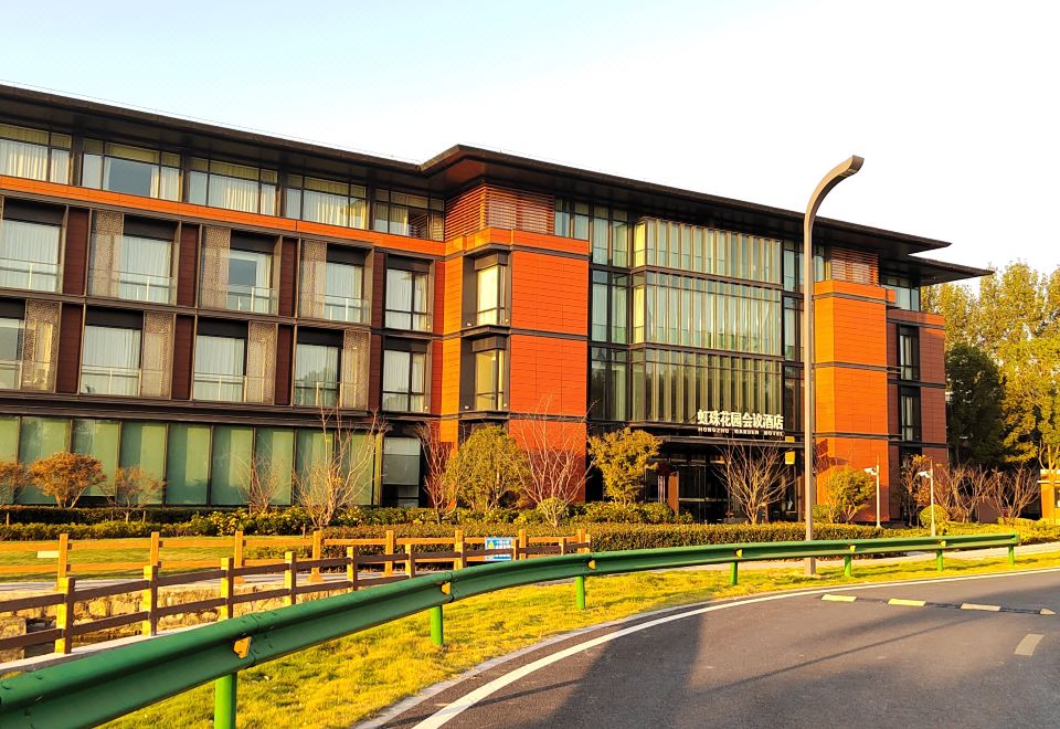 虹珠花园酒店外景图