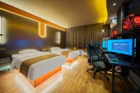 Yueta X E-sports Hotel (Overseas Chinese Middle School)