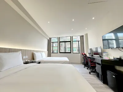 FULL INN Hotels near Taichung Port
