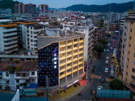 Fengkai Riverside Hotel Отели в г. Фенкай