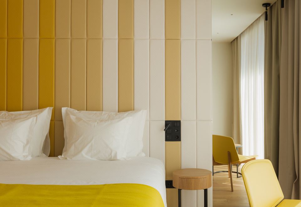 루멩 호텔 & 더 리스본 라이트 쇼의 옥상 수영장