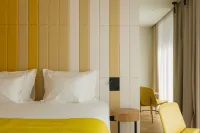 Lumen Hotel & the Lisbon Light Show Hotels near Ulysses Tower