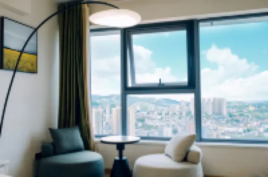 Yueshi Time Homestay (Runda Branch)