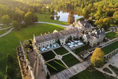 Abbaye des Vaux de Cernay Hotel a Rambouillet