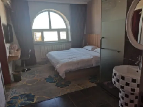 Daqing Jianrun Hotel Hotels in Daqing East Station