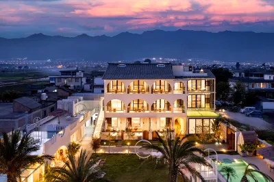 Dali YUEYE Holiday Homestay Các khách sạn ở Erhai Haixi Scenic Area