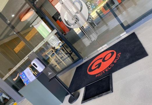 2. 고 호텔스 플러..