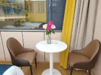 Mojiang Longxiang Film & Smart Hotel - 2 estrellas