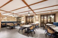 Mingshui Ancient City Zhaobi Inn