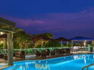 Top 3 Four-Star Hotels in Pasay