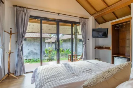 Medee Resort Отели рядом с достопримечательностью «Кут»