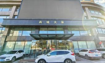 Shangcheng WL Apartment Hotel