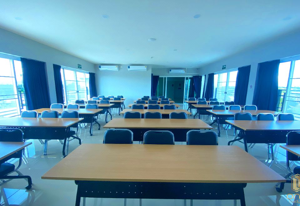 5. 원 버젯 호텔 ..