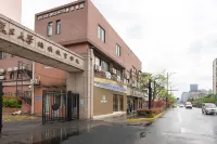 The life goes well Hotel (Shanghai Fudan University Guoquan Road Subway Branch) Hotel in zona Shanghai Open University (Haicheng Road)