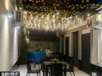 Apple Hotel