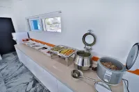 city hotel - breakfast