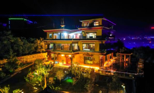 Deqin Shiyong Brinka Homestay