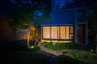 Bufu Seaweed Art Villa Hotels in Rongcheng